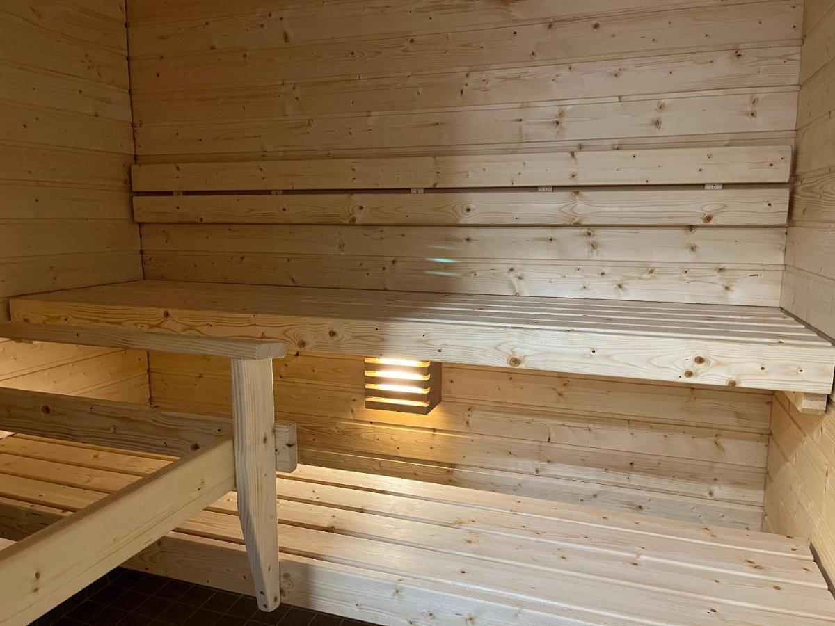 Snowflake Suites VIII With Private Sauna Рованиеми Экстерьер фото